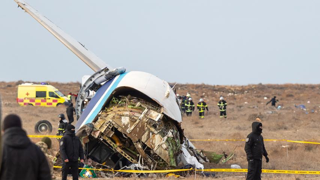 Misil derriba avión y provoca crisis diplomática