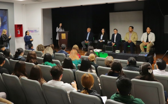 Sensibilizan a estudiantes del Cobach con talleres para la inclusión de personas con discapacidad