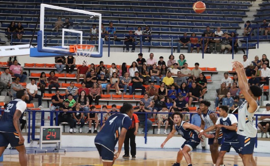 Ofrecen Mineros de UTEP histórico partido de exhibición en la UACJ