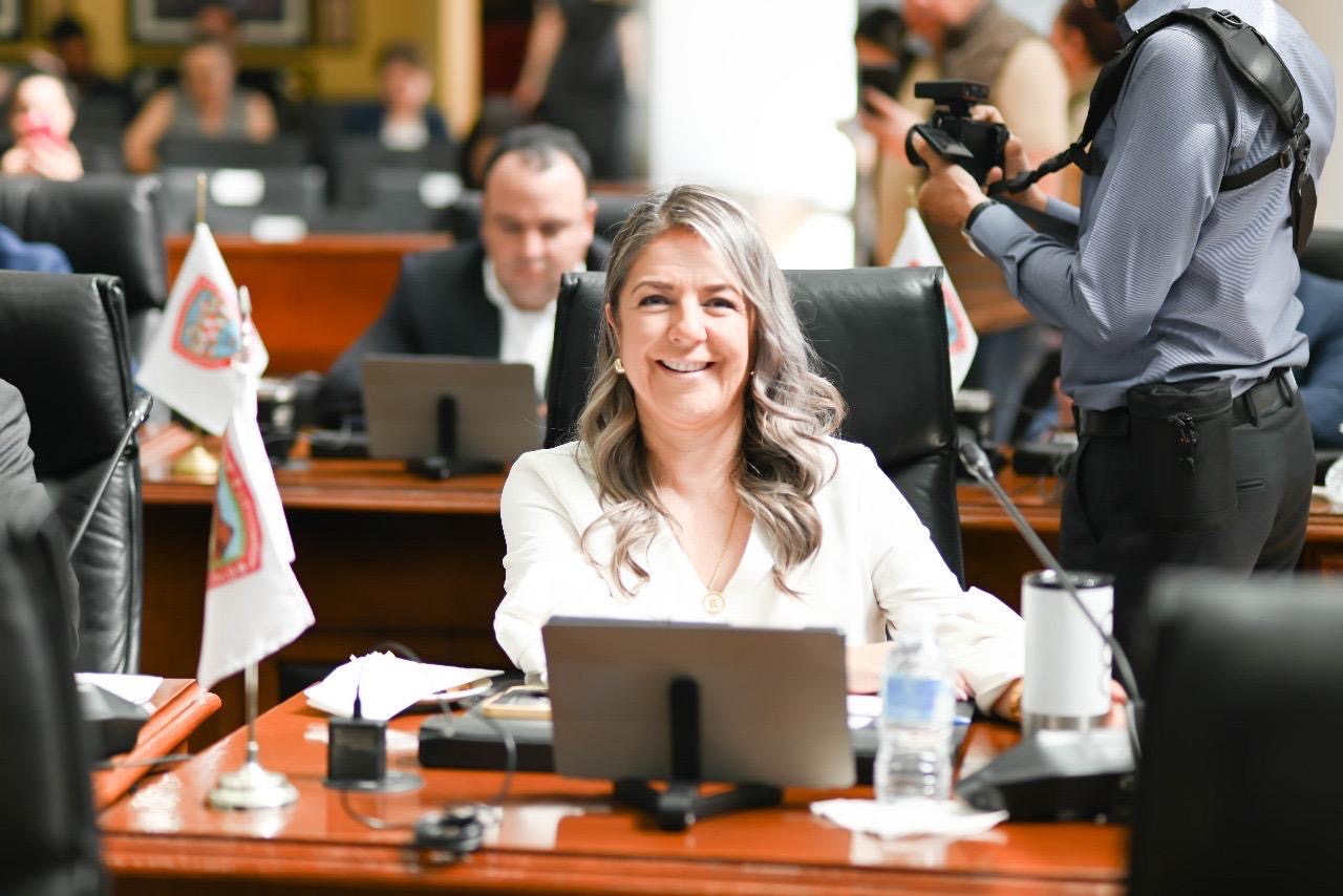 Celebra Rosana Díaz creación de Dirección de Atención y Bienestar Animal en el municipio de Juárez