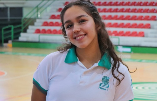 Representará alumna del Cobach a México en competencia internacional de triatlón en España