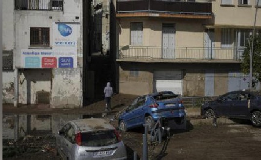 Causan fuetes lluvias en Francia daños, cortes de energía y las peores inundaciones en décadas