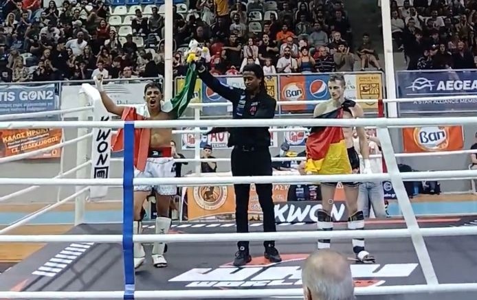 Gana estudiante de la UTCH campeonato mundial del kickboxing, en Grecia