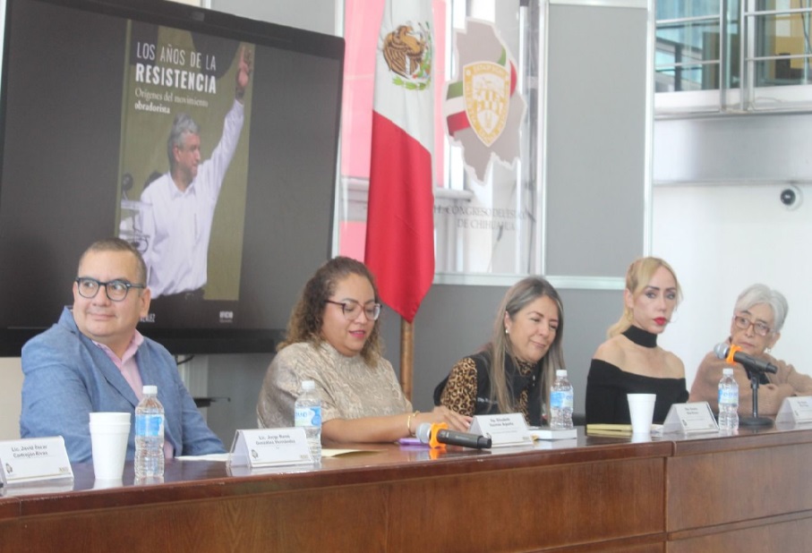 Acompañan morenistas a René González en la presentación de su libro “Los años de la resistencia: Orígenes del movimiento Obradorista”