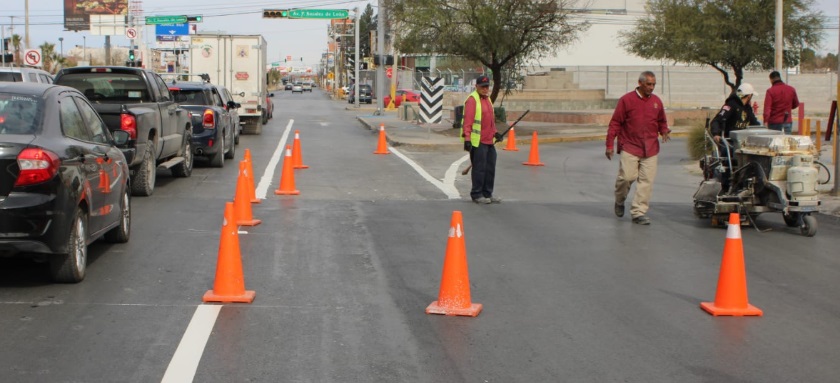 Continúan delimitando carriles en avenidas principales: hoy tocó a la avenida Tecnológico