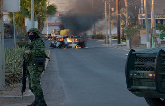 Alertan Estados Unidos y Canadá a sus ciudadanos para no viajar a México, específicamente a Culiacán y Mazatlán