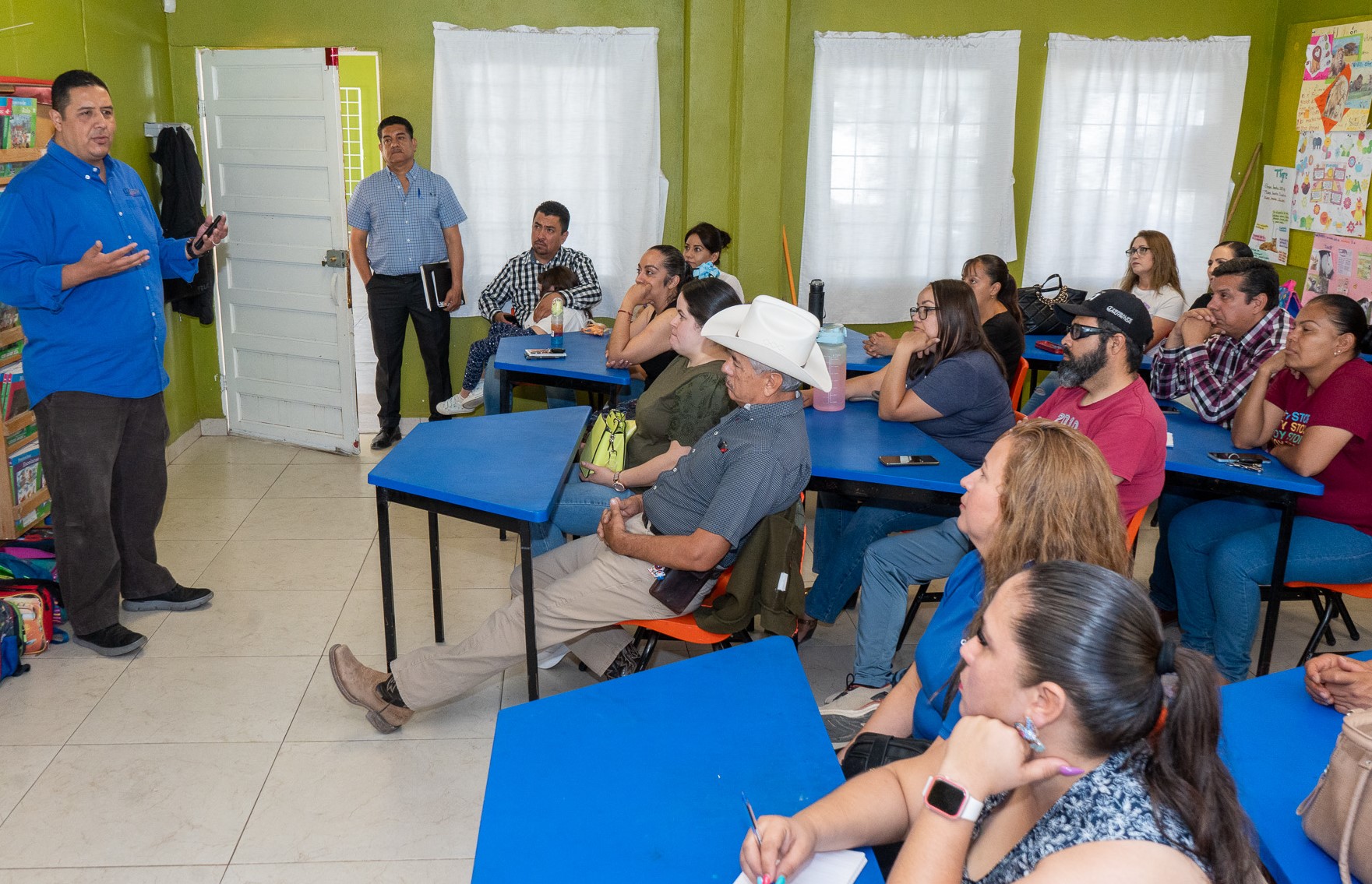 Atendió SEECH a más de 4 mil 600 integrantes de la comunidad educativa