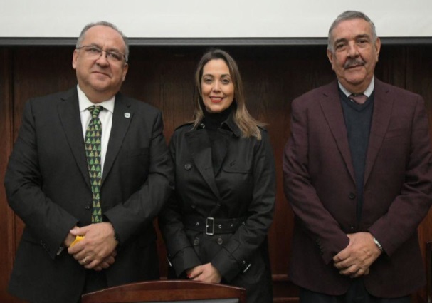 Presenta la UACH el calendario conmemorativo “Personajes Célebres”