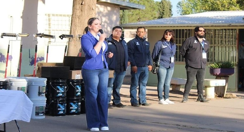 Impulsa Yesenia Reyes mejoras en infraestructura escolar en Casas Grandes